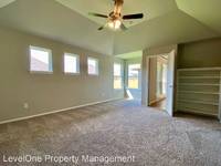 $2,195 / Month Home For Rent: 8300 NW 151st Street - LevelOne Property Manage...