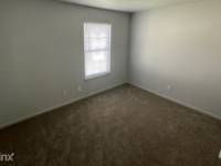 $1,100 / Month Townhouse For Rent: Beds 2 Bath 1 Sq_ft 750- Www.turbotenant.com | ...