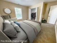 $1,116 / Month Apartment For Rent: 210 E. Brooklyn Court #28 - Fox Brook Walnut Ma...