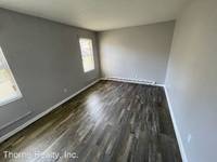 $550 / Month Apartment For Rent: 400 E Northern Blvd # APT 20 - Thorne Realty, I...