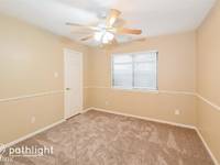 $1,925 / Month Home For Rent: Beds 3 Bath 2 Sq_ft 1784- Pathlight Property Ma...