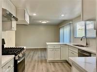 $4,500 / Month Duplex / Fourplex For Rent: Beds 4 Bath 2.5 Sq_ft 2400- Realty Group Intern...