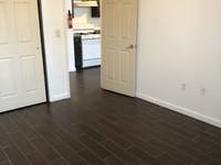 $1,300 / Month Apartment For Rent