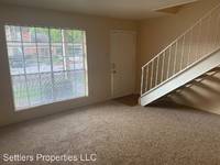 $800 / Month Apartment For Rent: 4045 Treadway Road 1719 - Settlers Properties L...