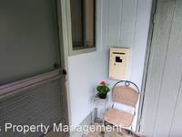 $1,200 / Month Apartment For Rent: 1839 Kaioo Dr - #14A - Locations Property Manag...