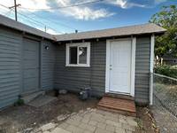 $725 / Month Apartment For Rent: 706 1/2 S. 4th Ave - The Homesource Of Yakima |...