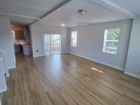 $1,995 / Month Apartment For Rent: 424 NE Stafford St - B-5 - Greenbridge Properti...