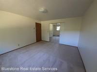 $1,250 / Month Apartment For Rent: 2305 State St. #2 - Ivanhoe Apartments | ID: 11...