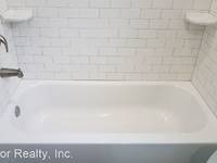 $2,325 / Month Home For Rent: 950 NW 7th Lane Unit 10 - Alligator Realty, Inc...