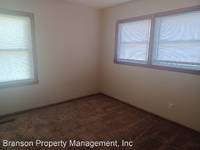 $600 / Month Apartment For Rent: 2207 S. Minneapolis - Branson Property Manageme...