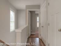 $1,850 / Month Home For Rent: 200 Uptown Trail - River Mountain Properties, L...