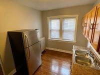 $1,350 / Month Apartment For Rent: 7556 S Calumet Ave Unit 2 - Good Day Management...