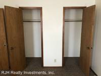 $825 / Month Apartment For Rent: 1904 Dover #D - RJH Realty Investments, Inc. | ...