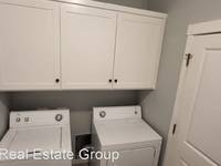 $2,550 / Month Home For Rent: 2933 NE Canoe Ct - Obsidian Real Estate Group |...