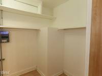 $995 / Month Townhouse For Rent: Praiseworthy Studio, 1 Bath At Beacon + Lawrenc...