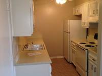 $779 / Month Apartment For Rent: 2912 Glenhaven Drive #G-12 - Nova Property Netw...