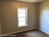 $800 / Month Home For Rent: 2403 E 5th Street - Location Rentals | ID: 9860556